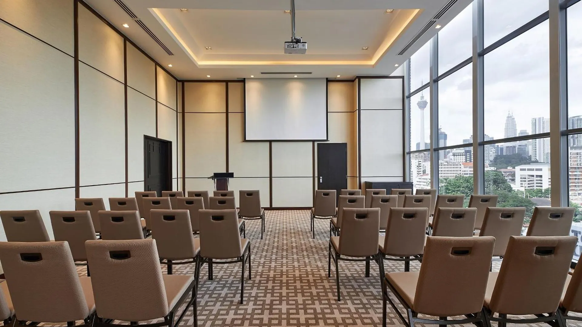 Four Points By Sheraton Kuala Lumpur, Chinatown