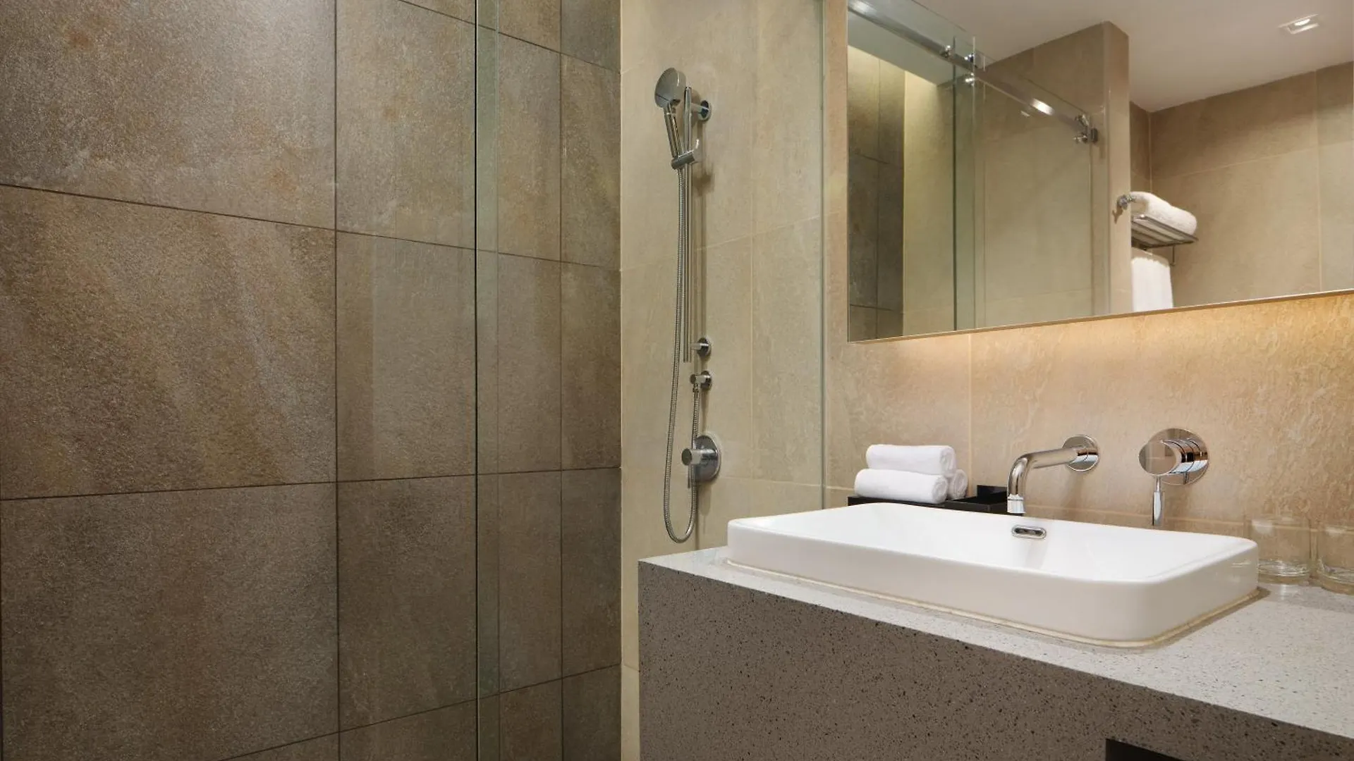 Four Points By Sheraton Kuala Lumpur, Chinatown Hotel